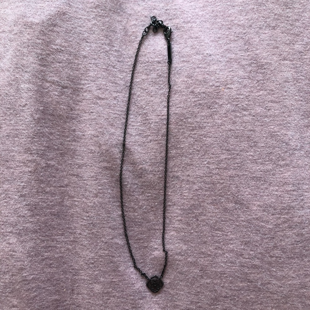 black kendra scott necklace